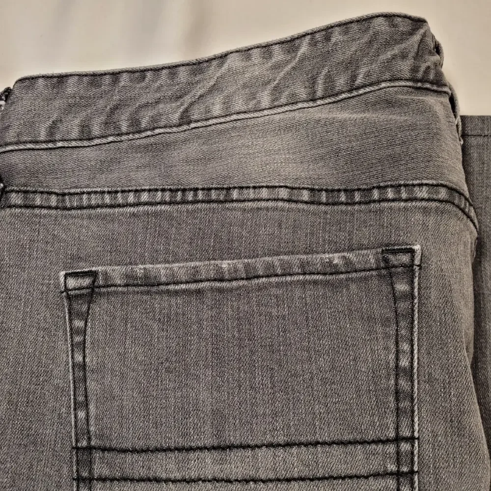 FIVE FOUR Relaxed Fit 